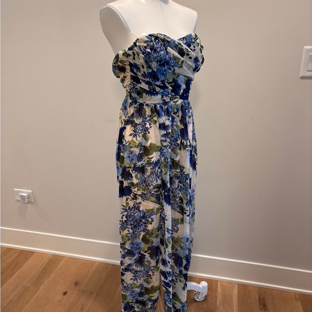 Sweet Symphony Blue Floral Print Strapless Maxi Dress
Lulus - Picture 4 of 8